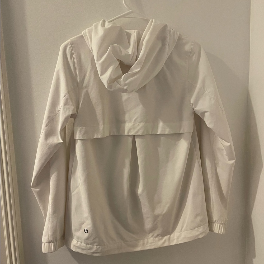 lululemon white windbreaker zip up size 4